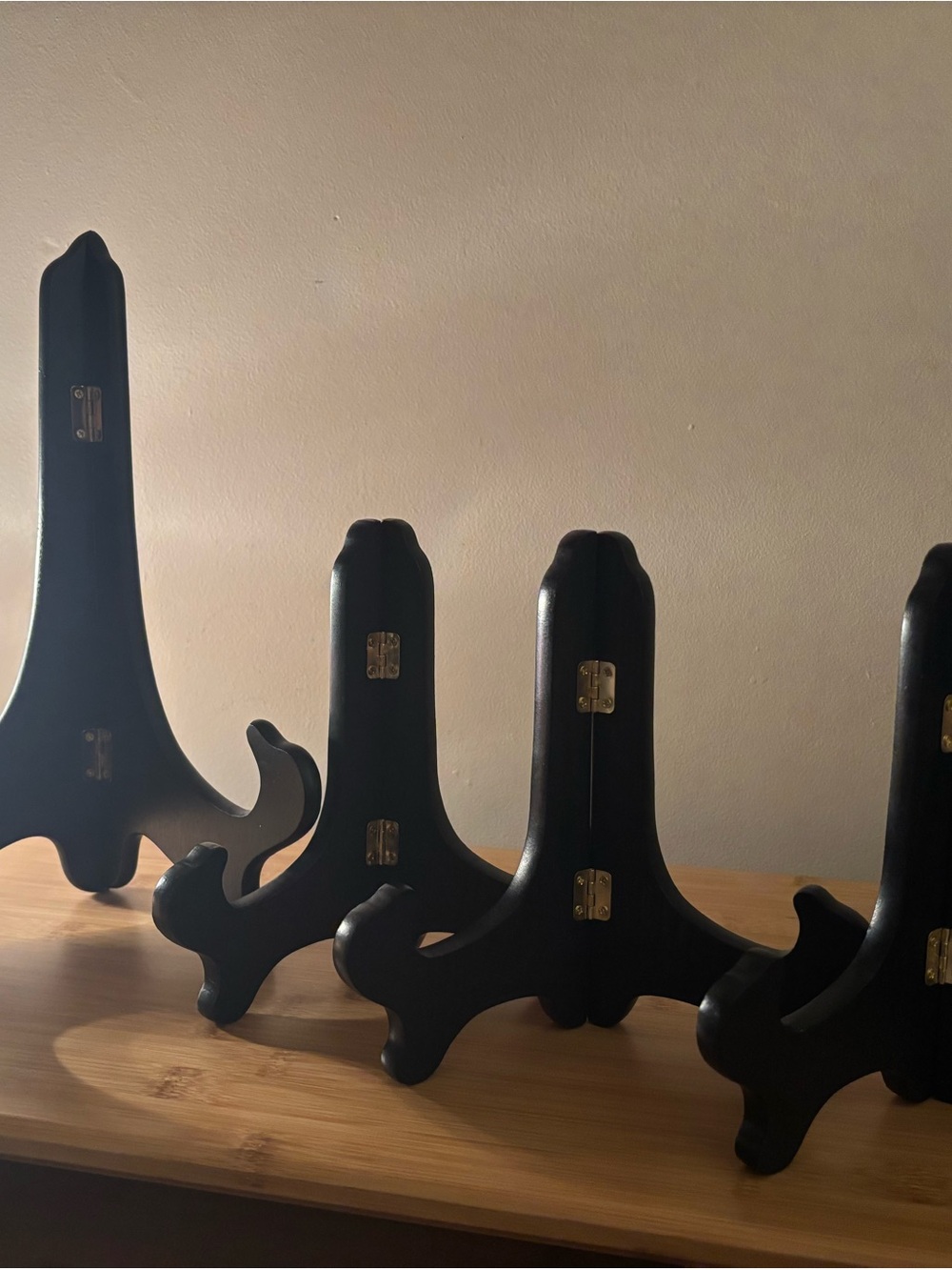 Black Decorative Wall Display Plate Stands - Set of 4